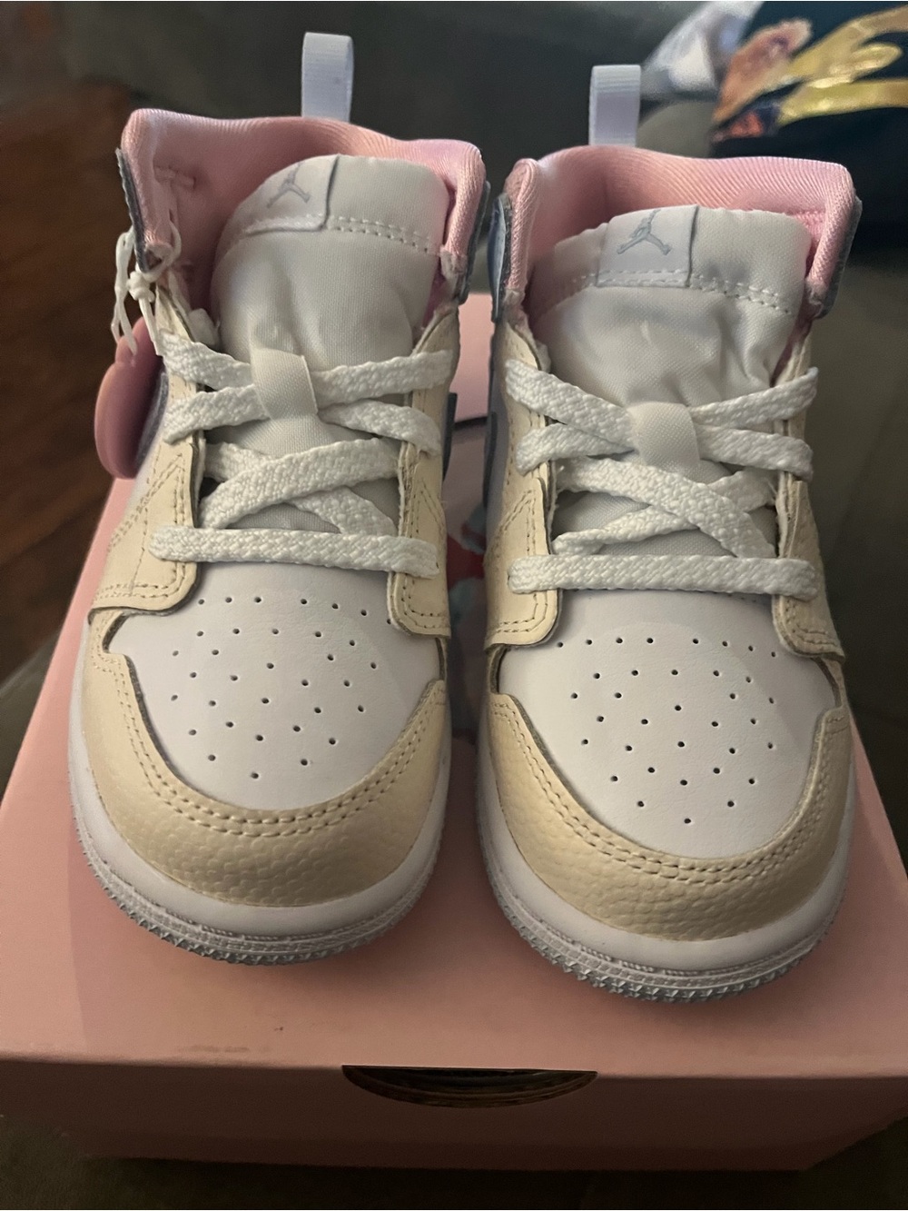 Jordan 1 Mid SE (TD) Nike Girls 1 Size 9c - Picture 3 of 7